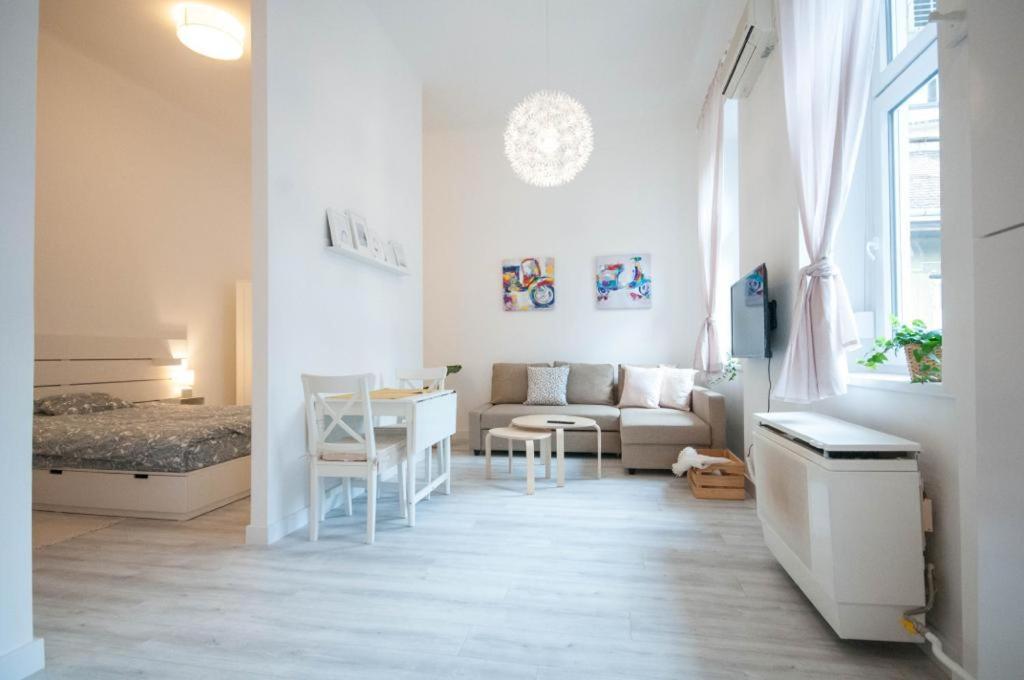 Cs3 Csanyi Apartment Budapešť Exteriér fotografie